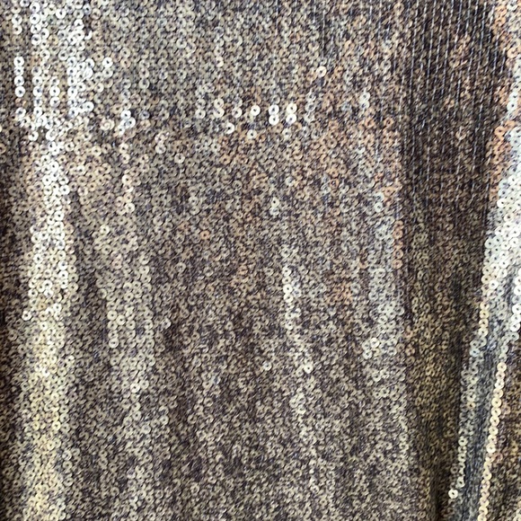 2B.Rych sequin top - Picture 8 of 9